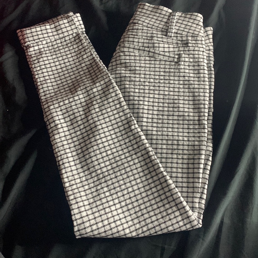 SHINESTAR: Formal Stripped Black and White Pants. size S